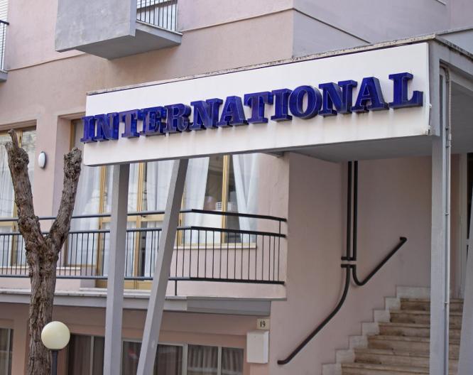 C Hotels International - Außenansicht