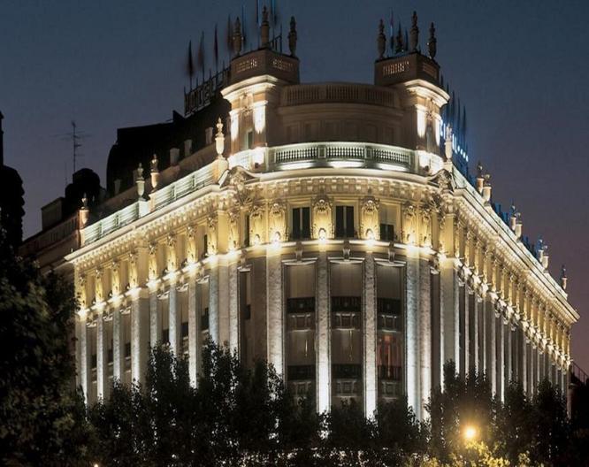 NH Nacional - Außenansicht