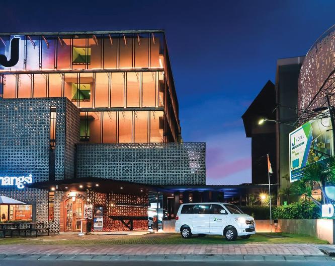 J Hotel Kuta - Vue extérieure