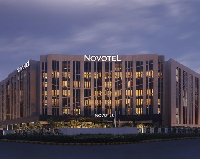 Novotel New Delhi Aerocity - Außenansicht