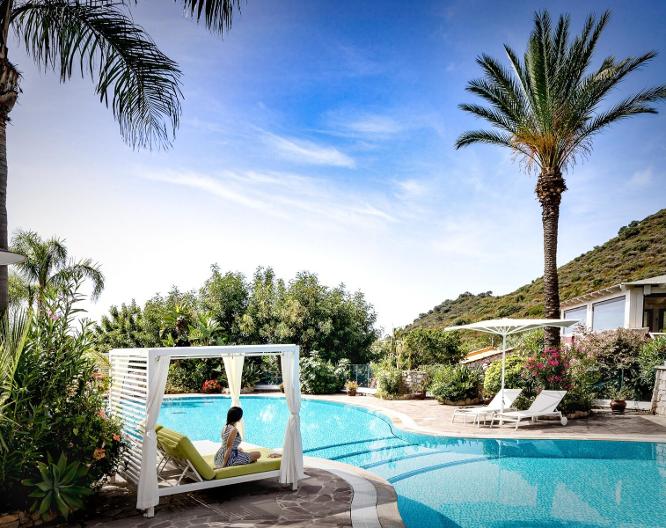 Cruccuris Resort - Außenansicht