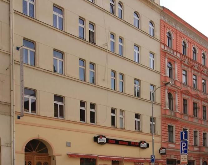 Hotel Claris - Außenansicht