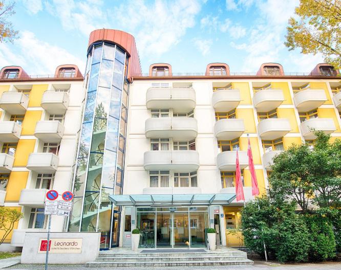 Leonardo Hotel & Residenz München - Außenansicht