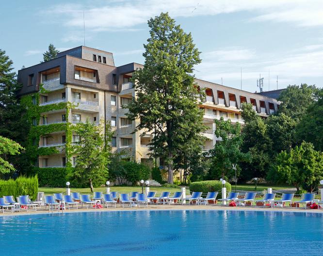 Lotos Hotel - Außenansicht