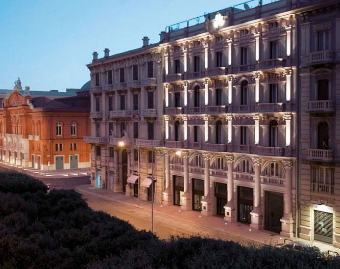JR Hotels Oriente Bari - Außenansicht