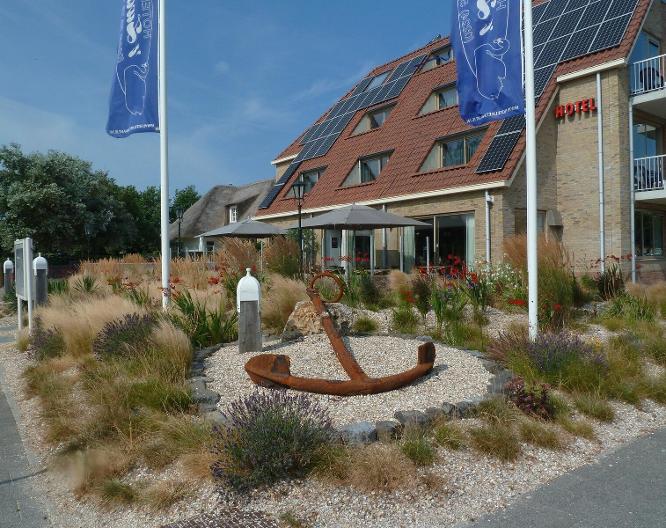 Hotel ‘t Zwaantje - Außenansicht