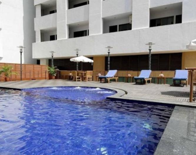 Princeton Bangkok - Piscine