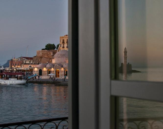 Elia Zampeliou - Außenansicht