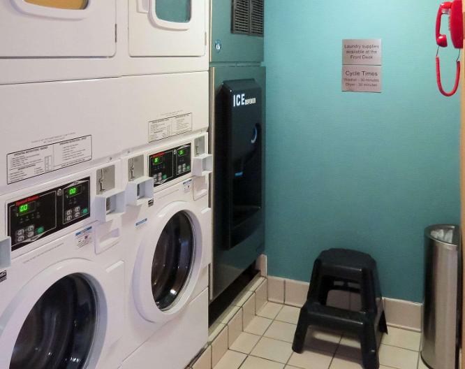 Quality Inn Cranberry Township - Außenansicht