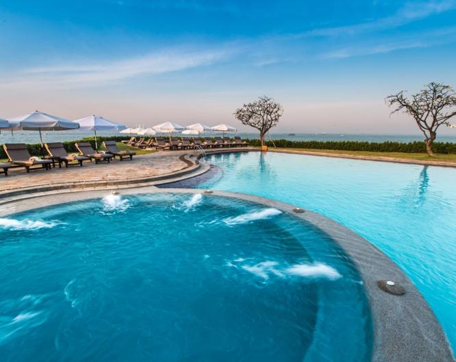 Dusit Thani Pattaya - Außenansicht