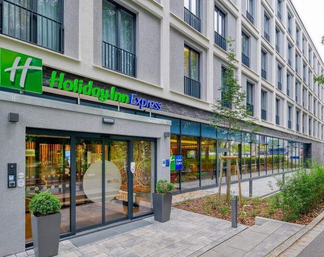Holiday Inn Express Goettingen - Außenansicht