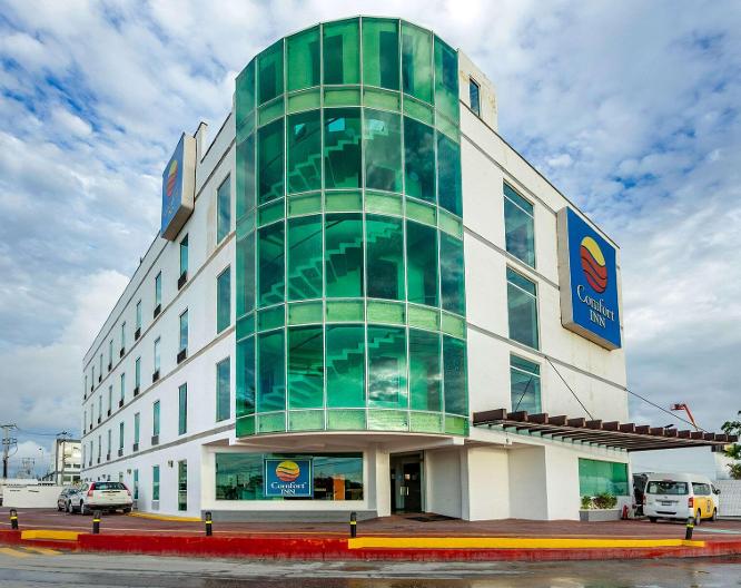 Comfort Inn Cancun Aeropuerto - Vue extérieure