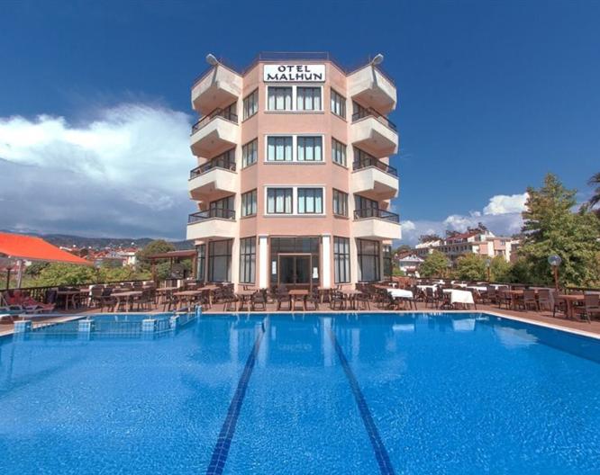 Malhun Hotel - Außenansicht