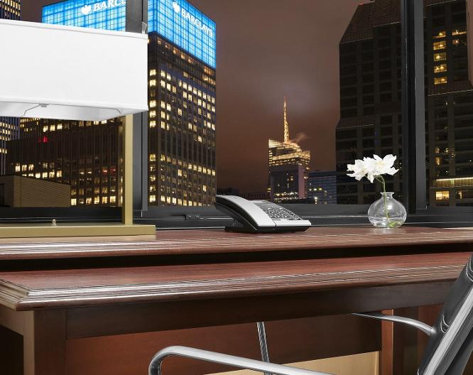 The Manhattan at Times Square Hotel - Außenansicht