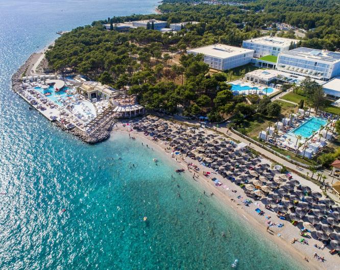 Amadria Park Camping Šibenik Apartments - Außenansicht