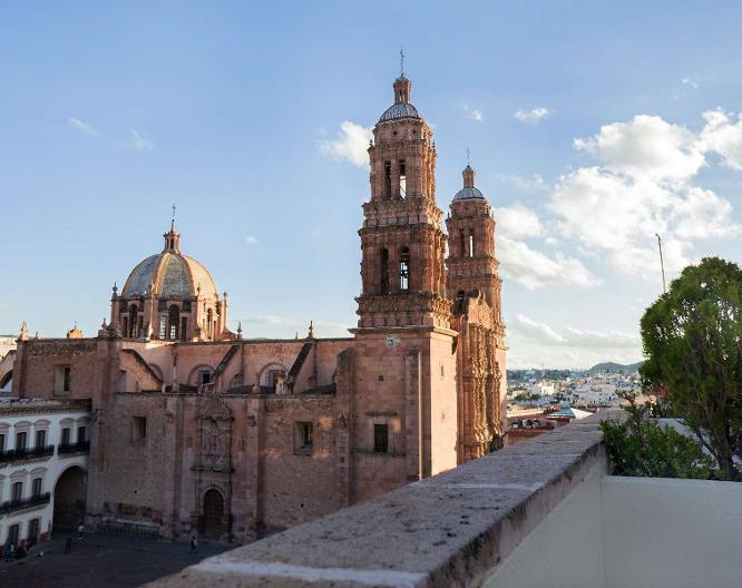 Emporio Zacatecas - Außenansicht
