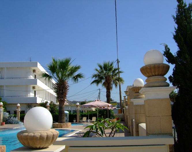 Antonios Hotel - Außenansicht
