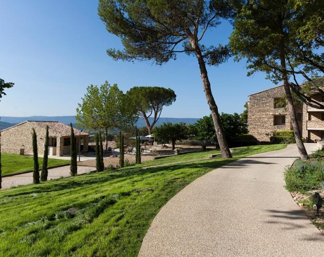 Le Mas des Herbes Blanches - Landschaft