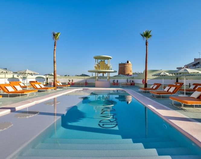 Hotel Grand Paradiso Ibiza - Außenansicht
