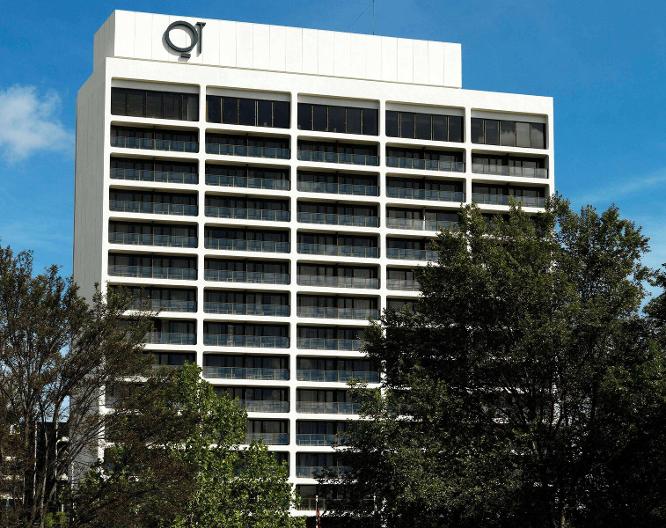QT Canberra - Außenansicht