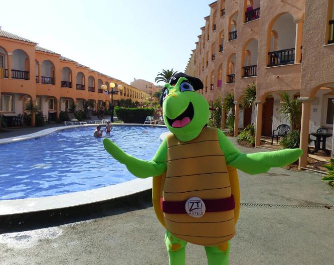 Apartamentos Turísticos Jardines del Plaza - Außenansicht