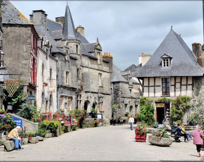 Terres de France - Domaine du Moulin Neuf - Außenansicht