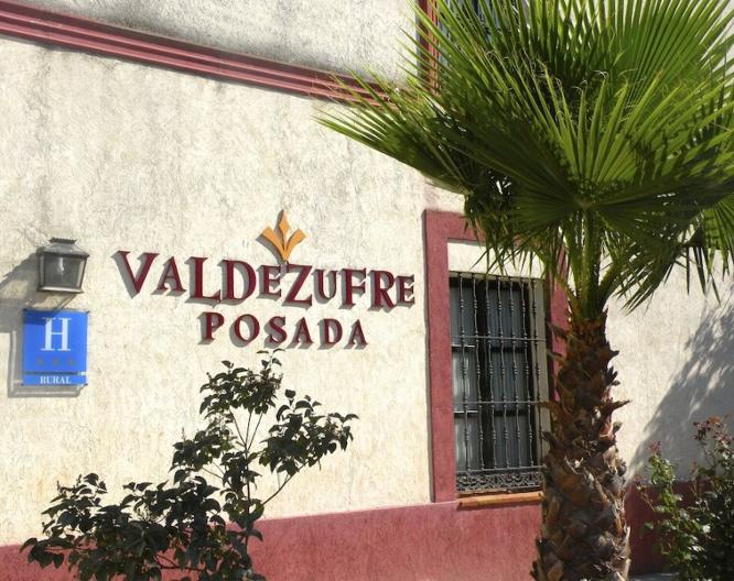 Posada de Valdezufre - Außenansicht