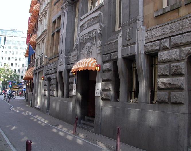 Rho Hotel - Außenansicht