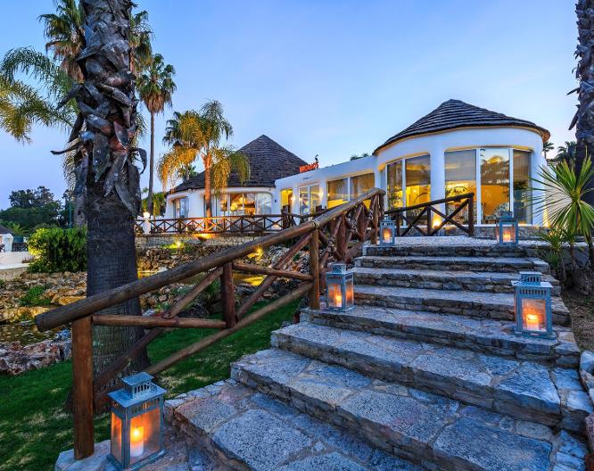 Encosta do Lago Resort - Außenansicht