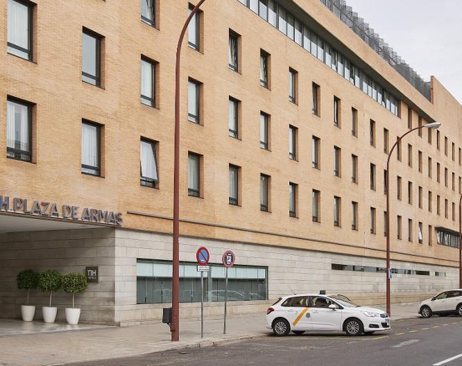 NH Sevilla Plaza de Armas - Vue extérieure
