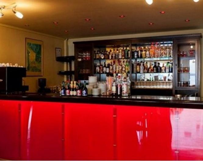 Pantheon City Hotel - Außenansicht