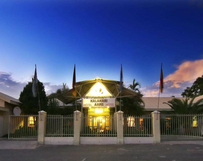 Kalahari Arms Hotel - Außenansicht