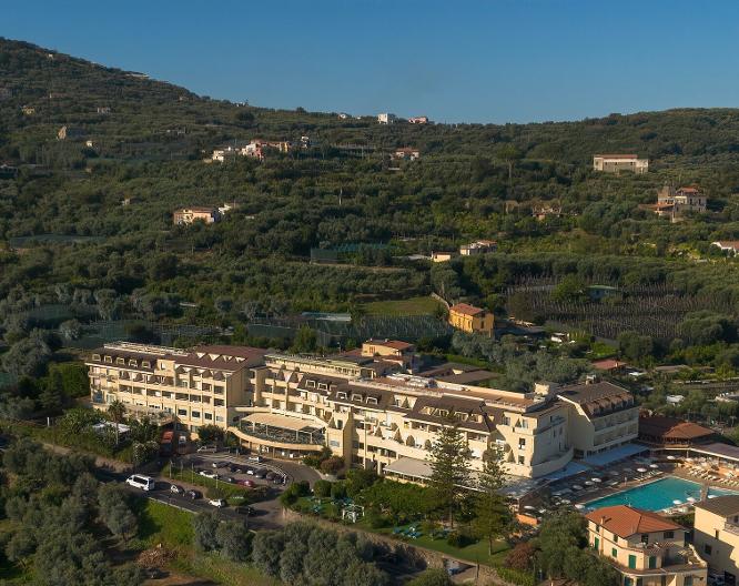 Grand Hotel Vesuvio - Außenansicht