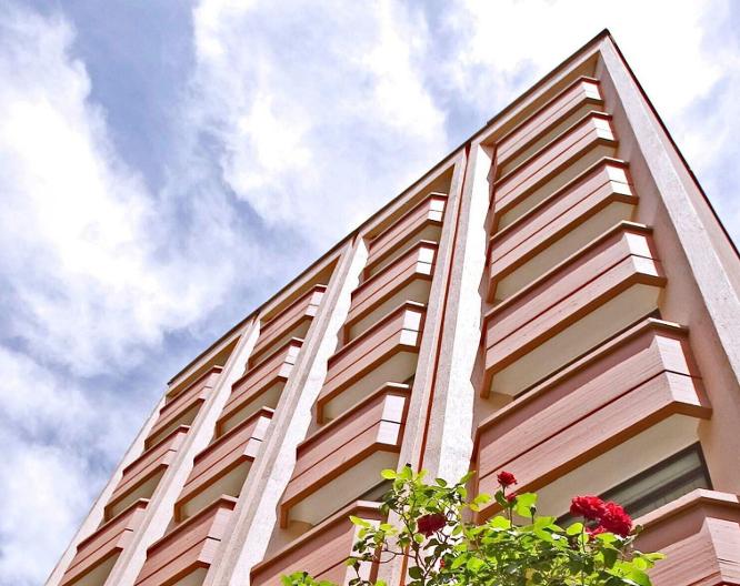 Best Hotel - Außenansicht