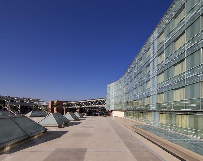Le Meridien Cairo Airport - Außenansicht