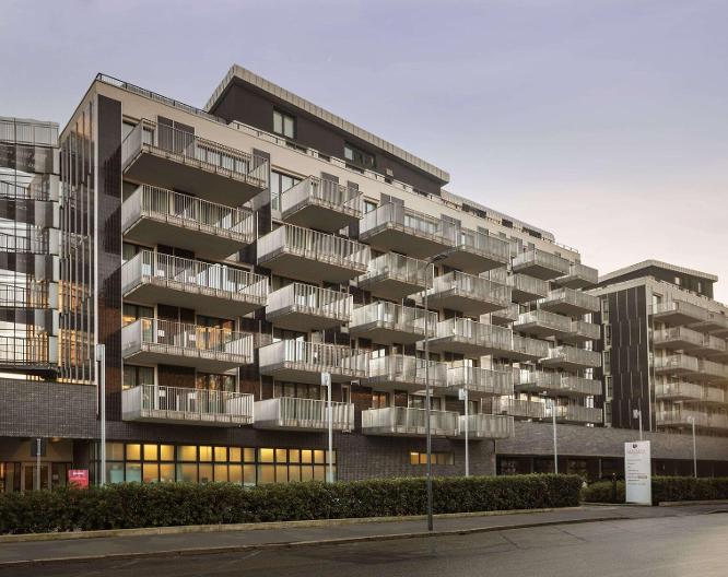 Ramada Plaza Milano Hotel - Außenansicht