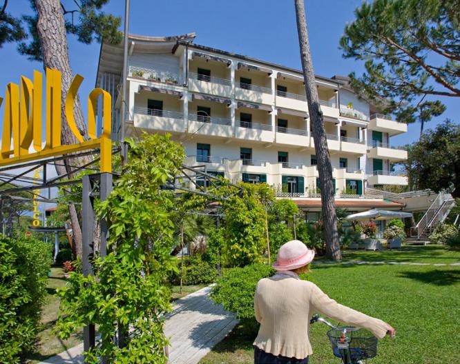 Hotel Acapulco - Außenansicht