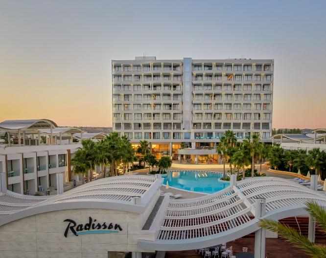 Radisson Beach Resort Larnaca - Vue extérieure