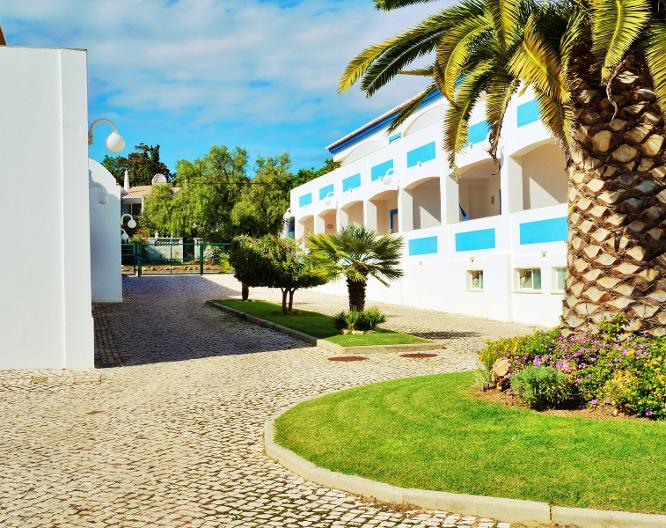 Oasis Beach Apartments - Außenansicht