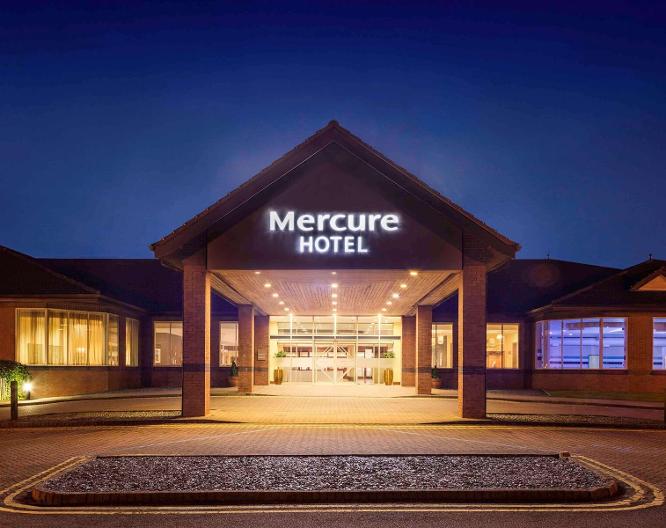 Mercure Daventry Court Hotel and Spa - Außenansicht