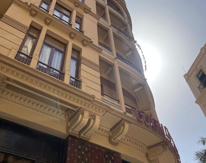 Cosmopolitan Plaza INN Hotel - Außenansicht
