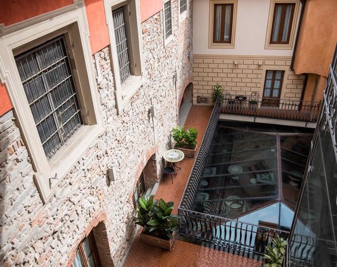 Alba Palace - Allgemein