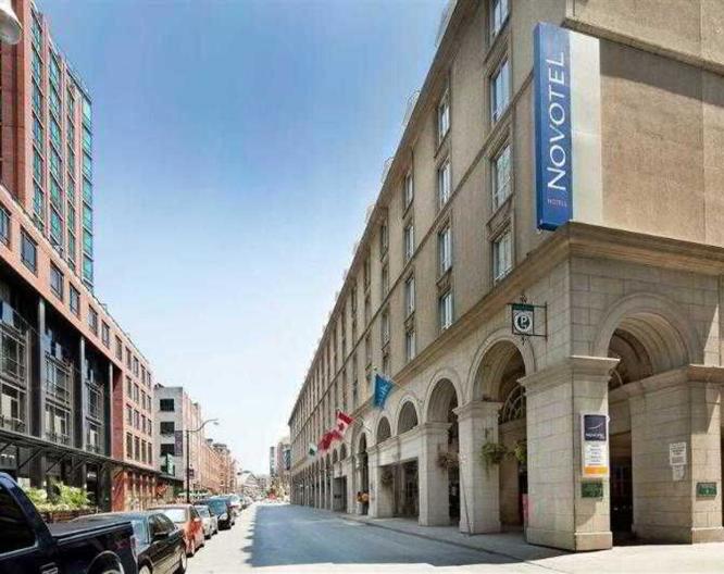 Novotel Toronto Centre - Außenansicht