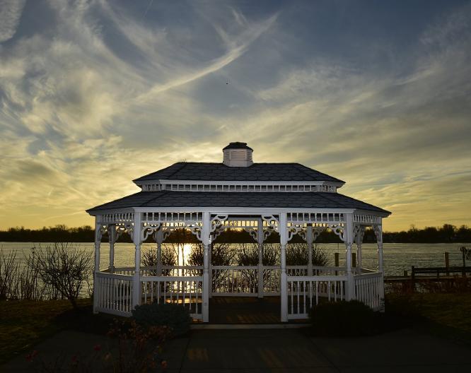 Radisson Hotel Niagara Falls Grand Island - Außenansicht