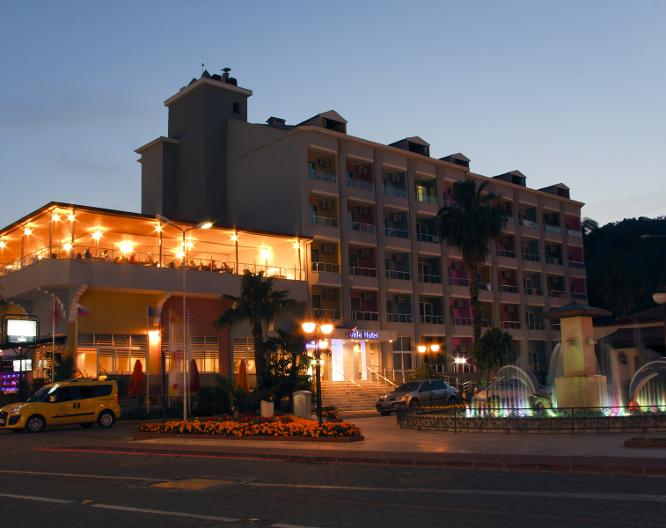 Vela Hotel Icmeler - Außenansicht