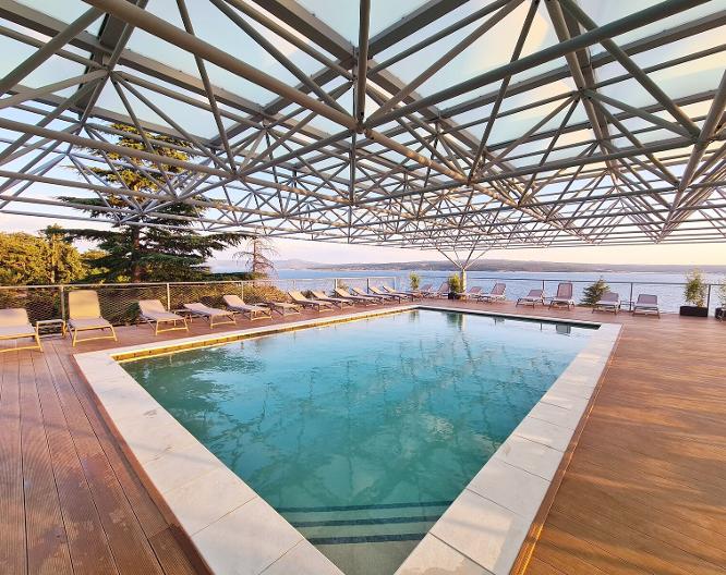 Pavilion Omorika - Pool