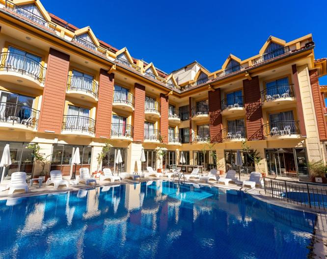 Astoria - Außenansicht