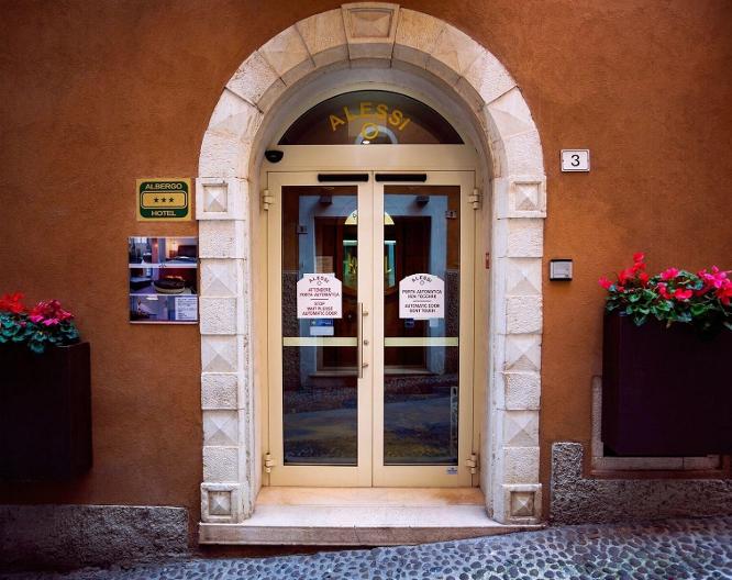 Hotel Alessi - Außenansicht