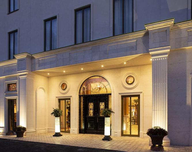 Lawlor's of Naas - Außenansicht