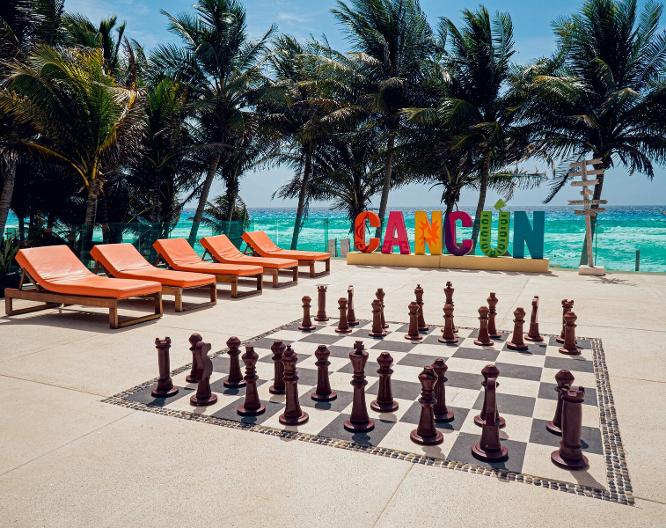 Flamingo Cancun Resort - Außenansicht